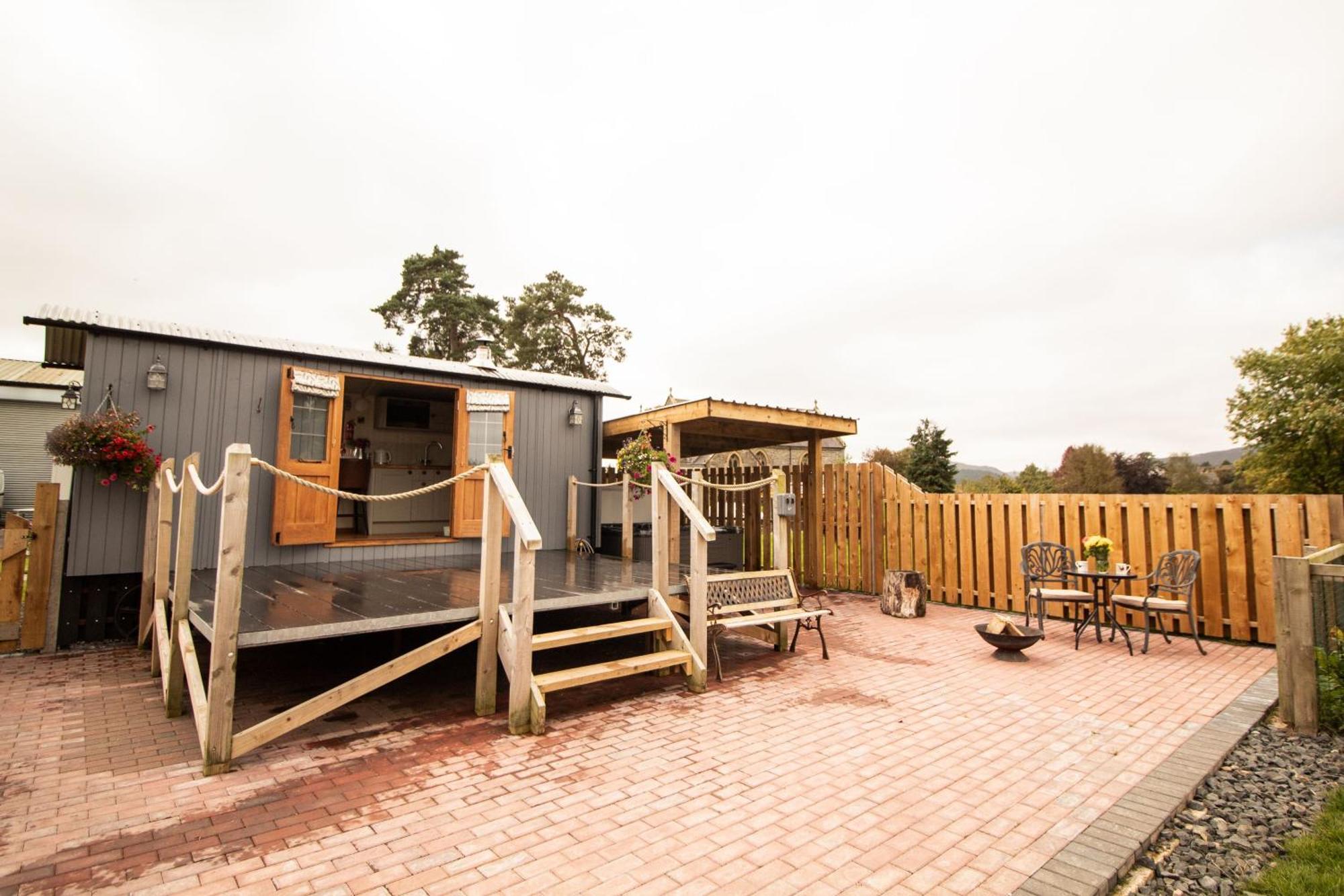Rose Villa Rhayader Bagian luar foto